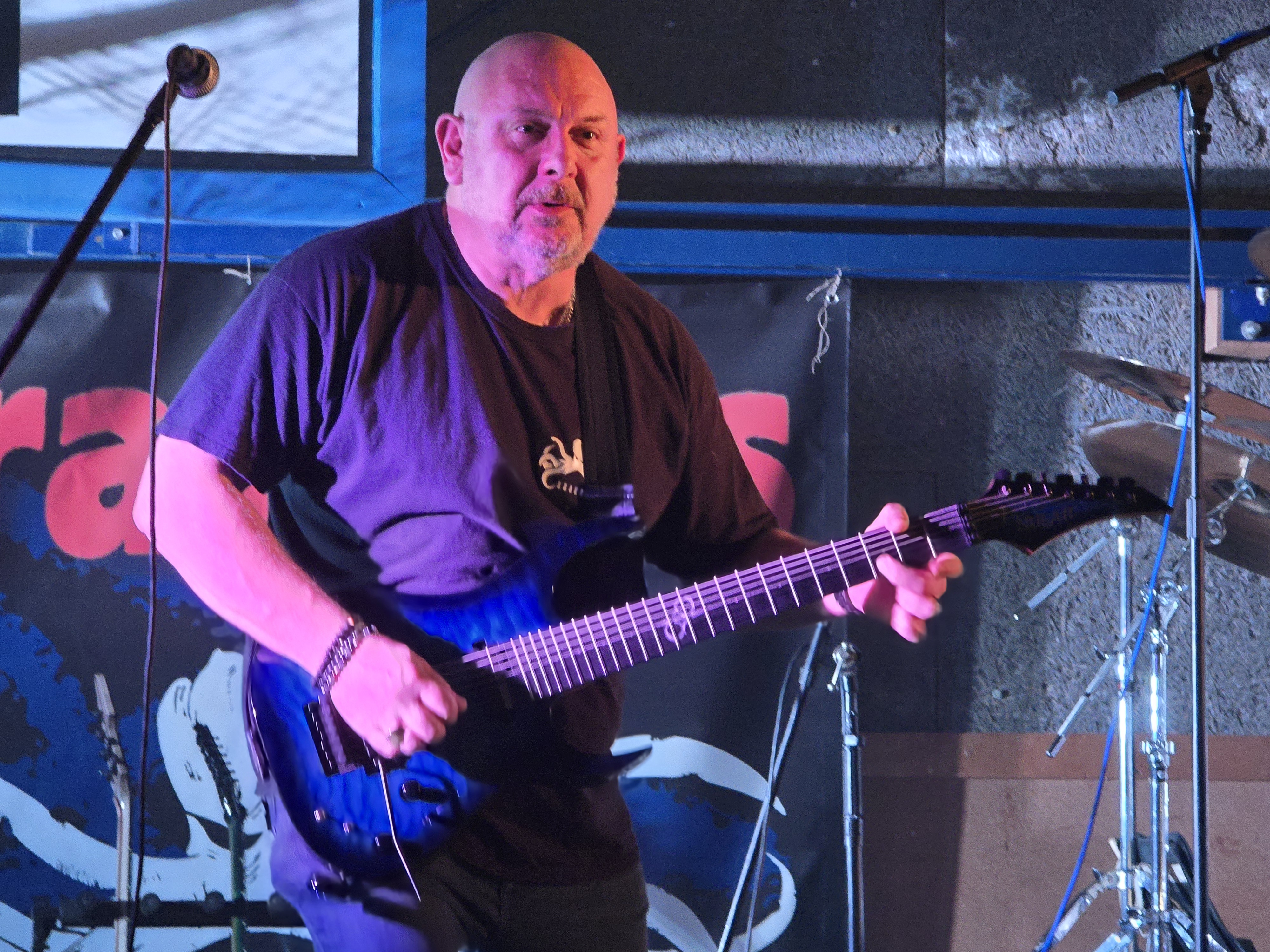 Phil – Guitariste Les Krakens